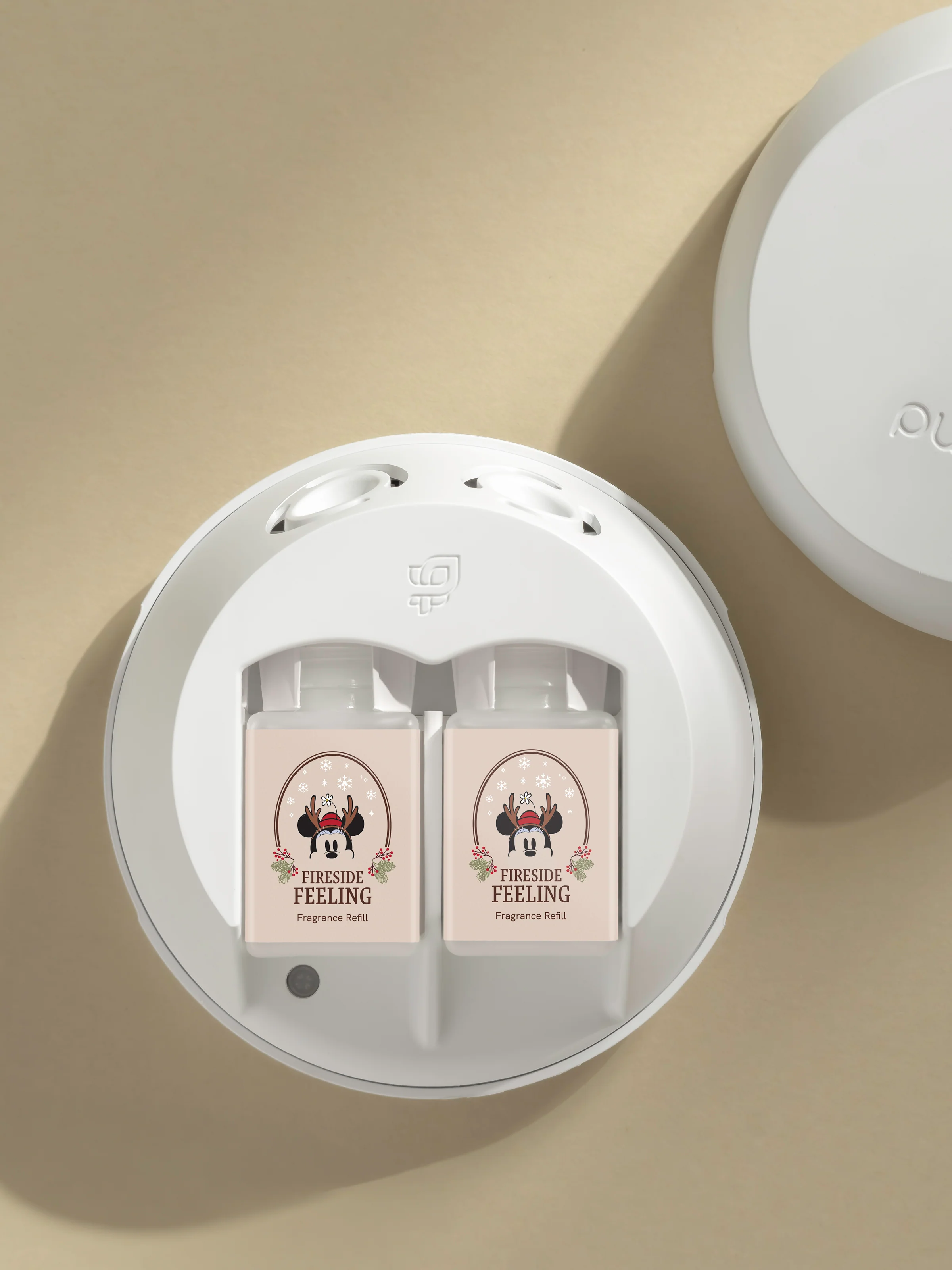 Mickey Christmas Fireside Feeling 3 Mickey Christmas Fireside Feeling