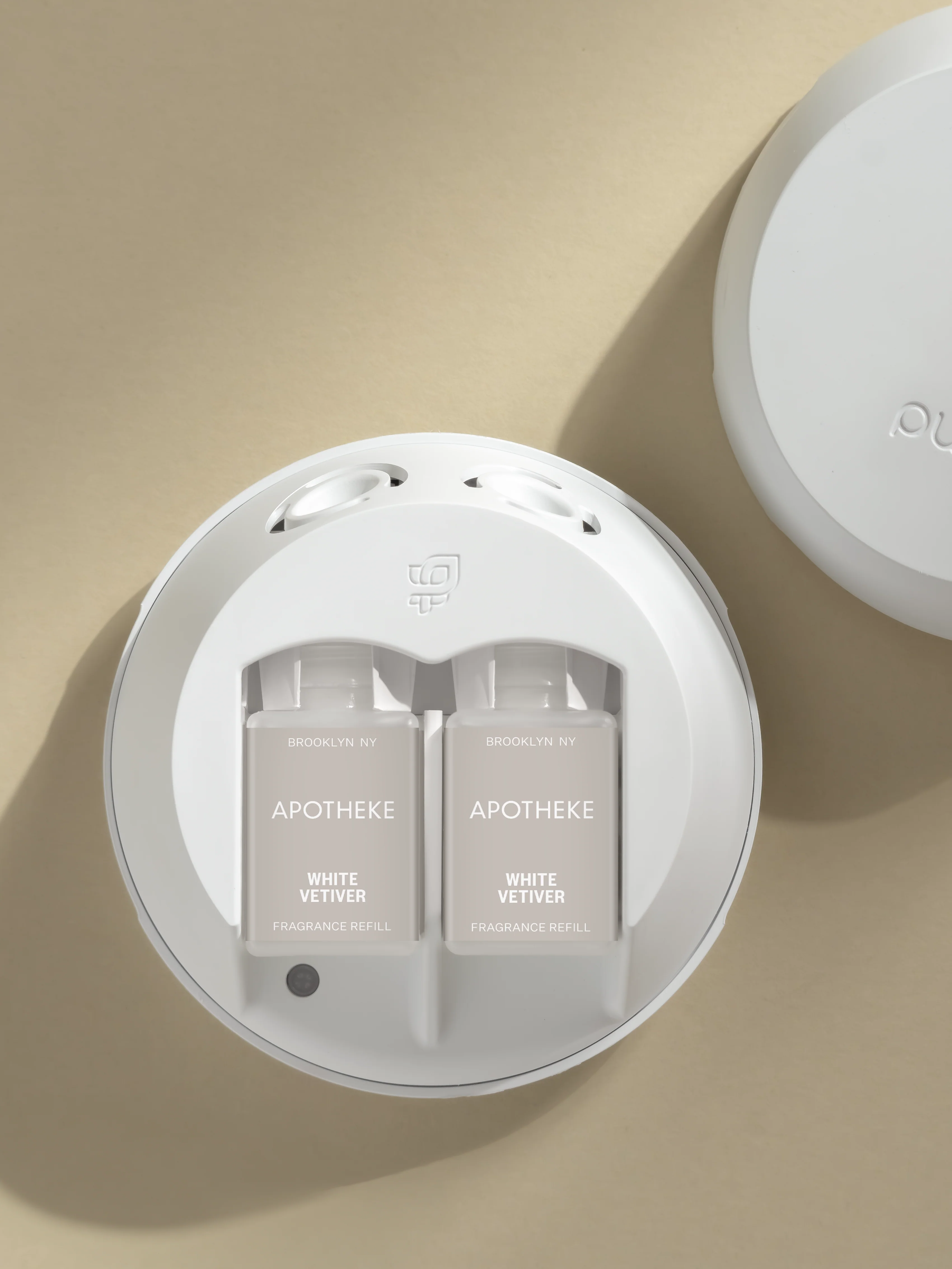 White Vetiver 3 White Vetiver