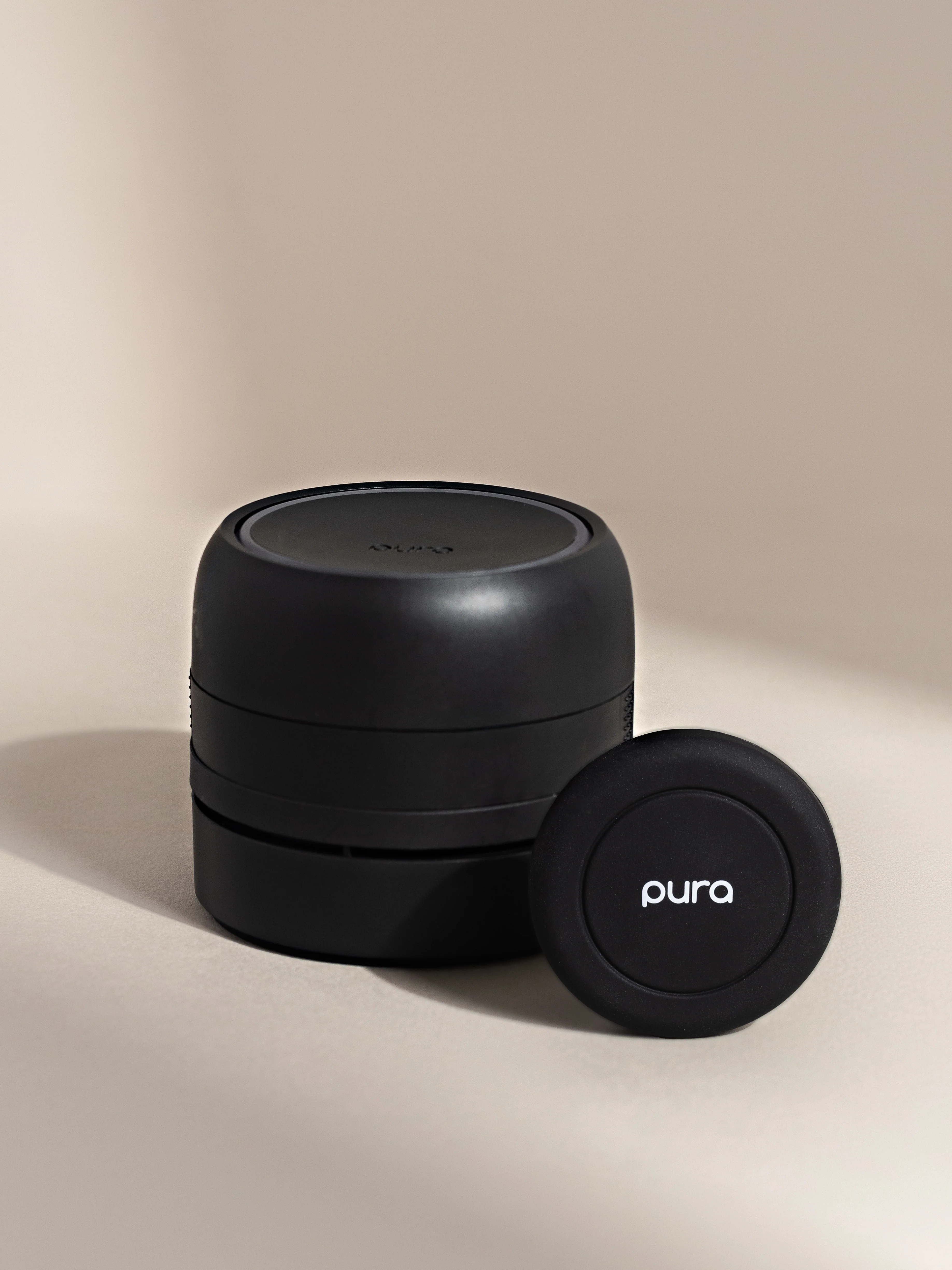 Pura Car Magnet Mount